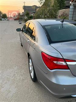 كرايسلر 200